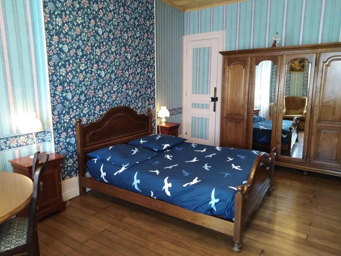 Le Point Du Jour Bed & Breakfast Revin  Luaran gambar