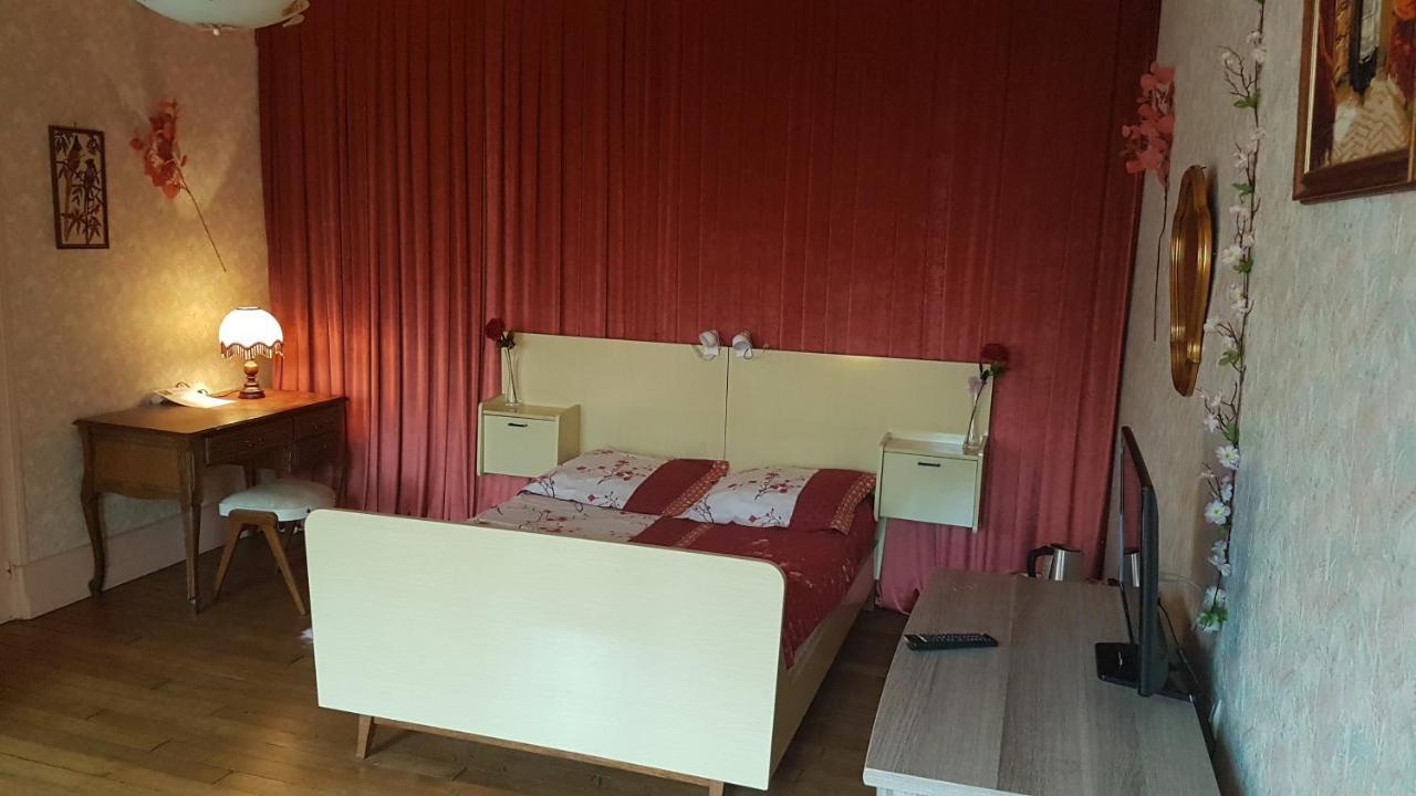 Le Point Du Jour Bed & Breakfast Revin  Luaran gambar