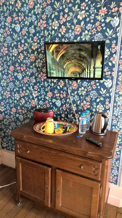 Le Point Du Jour Bed & Breakfast Revin  Luaran gambar