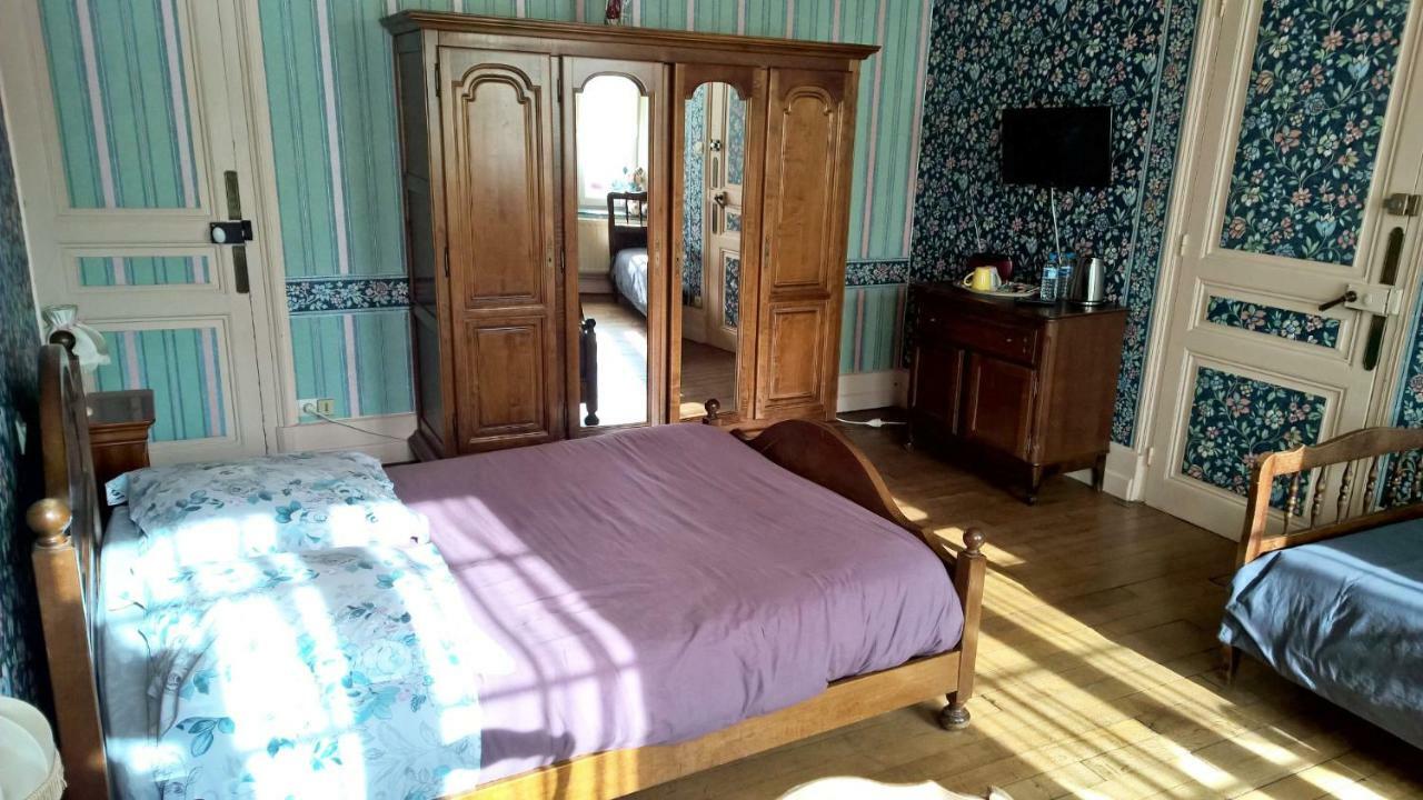 Le Point Du Jour Bed & Breakfast Revin  Luaran gambar