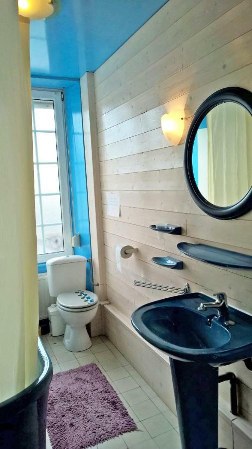 Le Point Du Jour Bed & Breakfast Revin  Luaran gambar